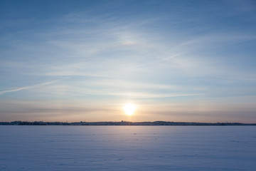 Fototapeta na wymiar Serene sunset sky at winter