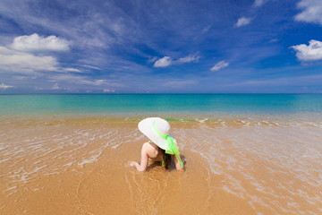 Fototapeta na wymiar Thailand. Woman sea, bikini, hat, back. Sea background