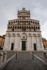 Fototapeten Church of San Michele in Lucca, Italy. © aniad