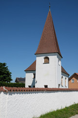 Fototapeta na wymiar Kirche in Schweigersdorf
