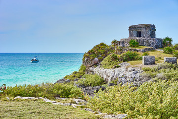 Fototapeta na wymiar Ruins of Tulum / Caribbean coast of Mexico - Quintana Roo - Cancun - Riviera Maya
