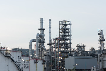 Fototapeta na wymiar Industrial at oil refinery plant