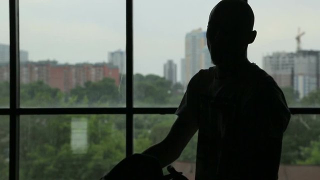 Dancer male dancing hands silhouette_1