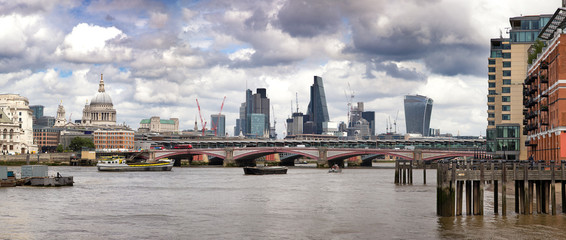 Wharf, St Paul's and the City of London panorama