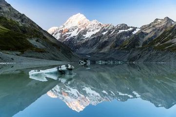 Sheer curtains Aoraki/Mount Cook Lake Hooker, NZ