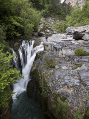 Fototapeta na wymiar En la catarata