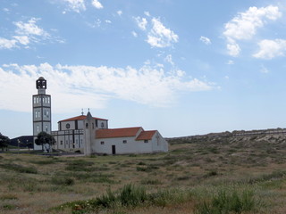 Fototapeta na wymiar Portugal - Costa Nova do Prado - Eglise Matriz sur le sable