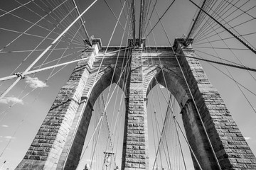 Amazing Architecture in New York - the famous Brooklyn Bridge