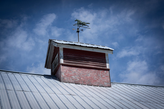 Barn cupola and weather vane