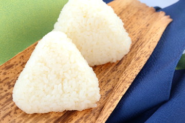 Fototapeta na wymiar 米 おにぎり おむすび 日本食