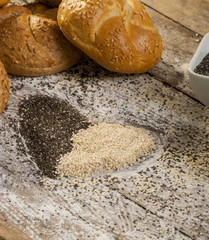 Heart of sesame seeds with bread buns