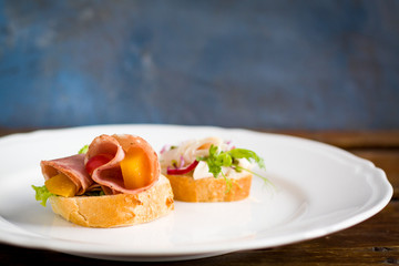 Small sandwiches for quick break time.