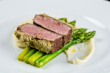 grilled tuna with asparagus