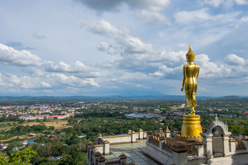 Fototapeta na wymiar Wat Phra That Khao Noi