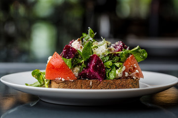 Bruschetta with vegetables