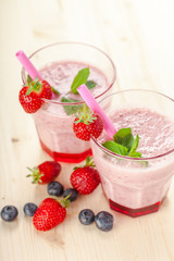 healthy berry smoothie in glass