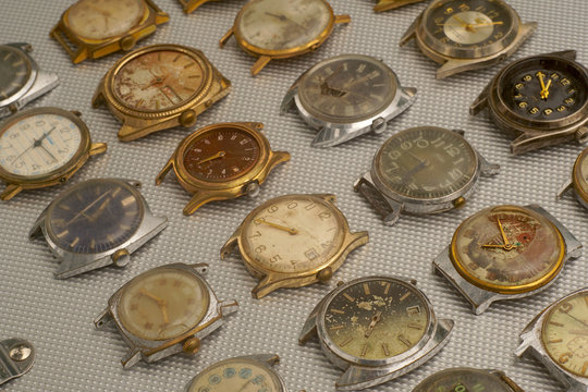 Collection of vintage rusty watches, focus