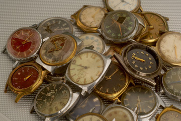 Collection of vintage rusty watches