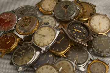 Collection of vintage rusty watches
