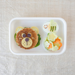 Bear and bumble bee lunch box, fun food art for kids