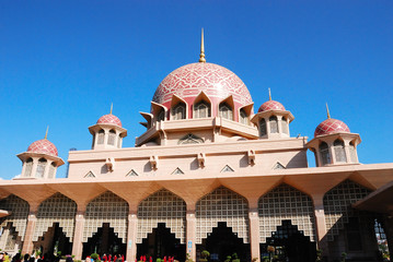 マレーシアのピンクモスク　プトラモスク