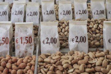 dried fruits at market