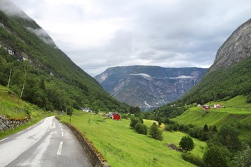 Fototapeta na wymiar Green valley in Norway
