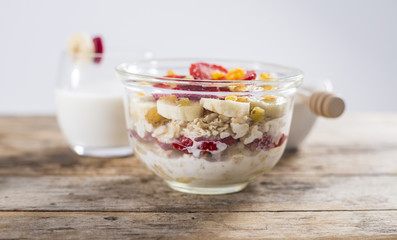 Oatmeal porridge with strawberry and banana 