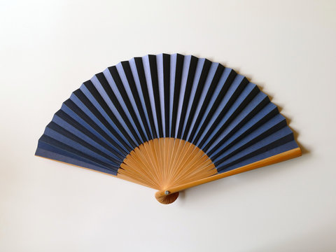 広げた扇子