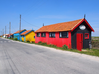 Cabanes colorées de la Baudissière, ile d'Oléron