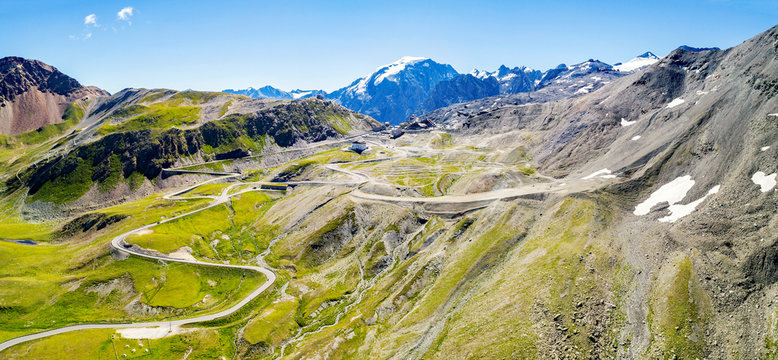 Stelvio National Park (IT) - Vista aerea del Passo dello Stelvio dal versante Lombardo