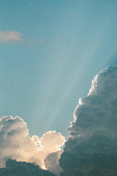 Sunrays through the clouds