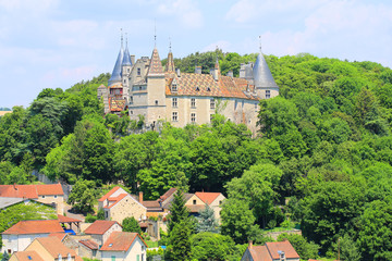 Obraz premium The historic Castle of Rochepot in Burgundy, France