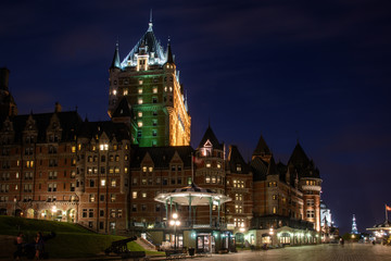 Fototapeta na wymiar A view of boardwalk of Terrasse Dufferin during the night. Quebec City - Canada