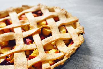 Peach filling for tasty summer fruit pie