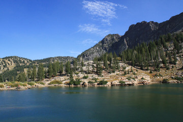 Fototapeta na wymiar Secret Mountain Lake