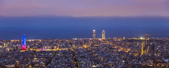Deurstickers Barcelona stadsgezicht © luis