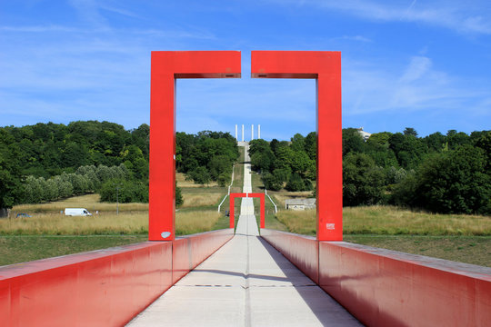 Cergy - La Passerelle de l'Axe Majeur