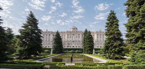 Rückansicht des Palacio Real in Madrid