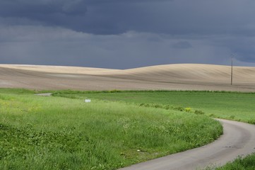 Ciel d'orage et rayon de soleil