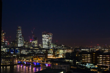 Fototapeta na wymiar London cityscape by night 6