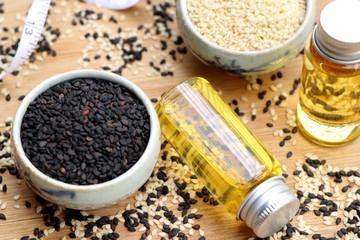 Sesame oil with seeds