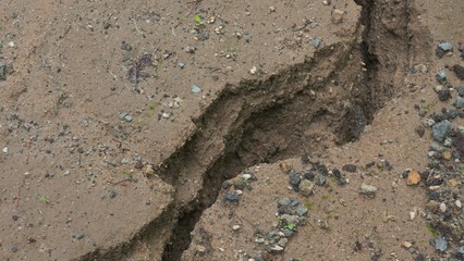 Fototapeta na wymiar 大雨後の土砂の浸食
