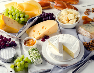 Cheese plate served with grapes