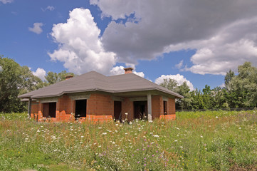 niedokończona budowa © tobisto