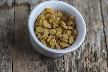 dried grapes