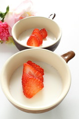 strawberry on Kanten jelly