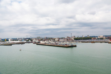 Fototapeta na wymiar Many Cars on Southampton Pier