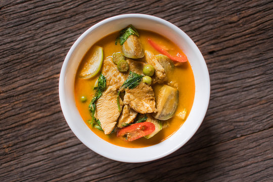 Green Curry With Chicken, Thai cuisine