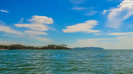 Fototapeta premium Beautiful Blue Waters of South Goa, India